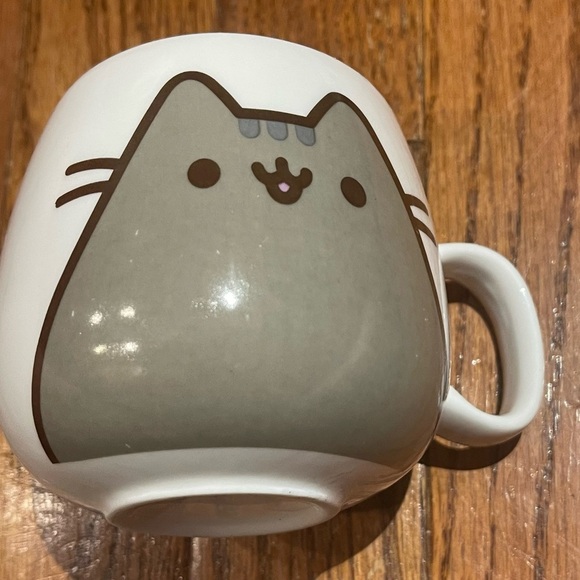 Boots official Pusheen Cat Round Small Mug Cup Collectible - Picture 1 of 5